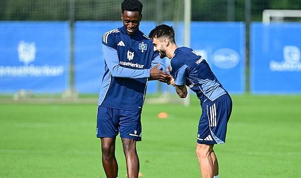 球探体育比分网-法比奥-维埃拉：我能踢10号位和右边锋；我和洛孔加有默契